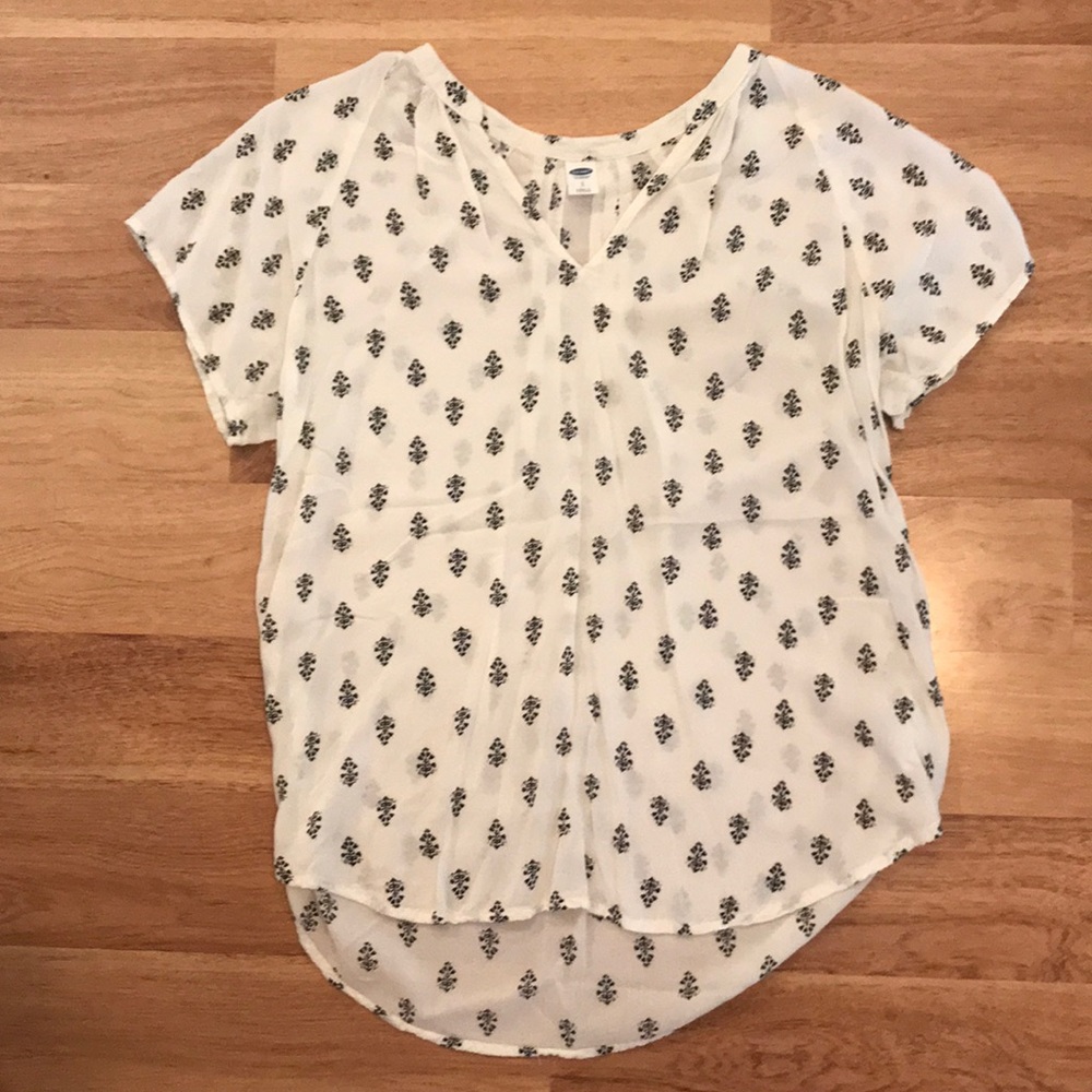 Old Navy top